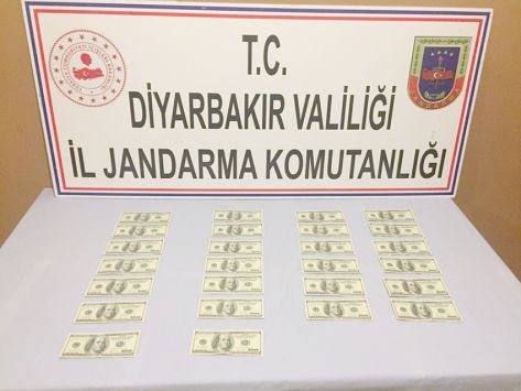 Diyarbakır'da 26 adet 100 dolarlık sahte banknot ele geçirildi