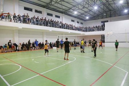 Eğitim Bir Sen’den okullar arası voleybol turnuvası 