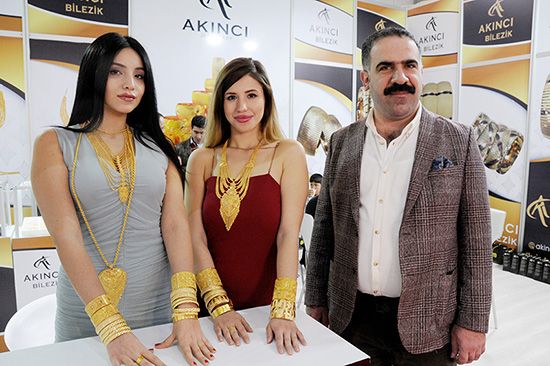 Diyarbakır'da fuarda 1,5 ton altın sergilendi