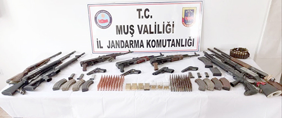 Silah kaçakçılarına operasyon: 5 gözaltı 