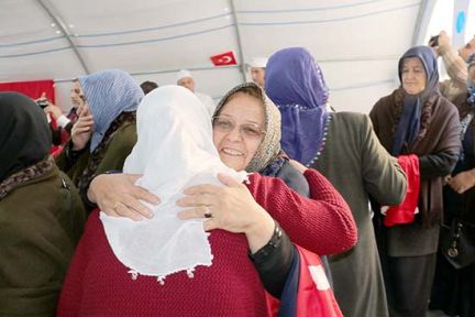 Kayserili şehit annelerinden Diyarbakır annelerine ziyaret