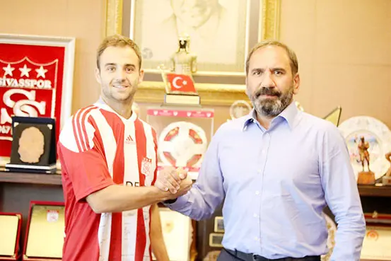 Sivasspor, İspanyol futbolcu Jorge Felix'i transfer etti