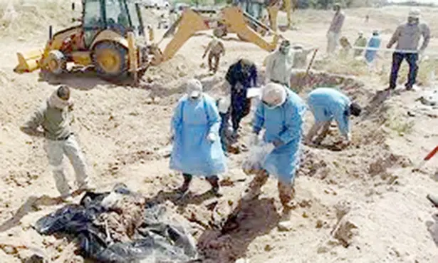 Kerkük'te 50 kişiye ait cesedin yer aldığı toplu mezar bulundu