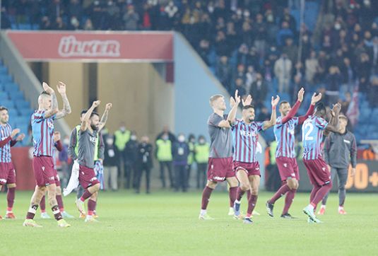 Trabzonspor son 11 sezondaki en iyi 17 haftalık performansını ortaya koydu