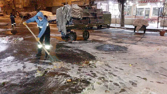 Yenişehir Belediyesinden karla mücadele seferberliği 