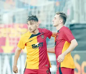 Galatasaray hazırlık maçını 2 golle geçti