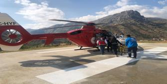 Hipotermi olan bebek, ambulans helikopterle Van'a ulaştırıldı