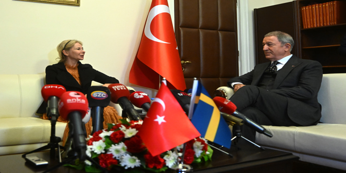 Akar, İsveç'in Ankara Büyükelçisi Mard ile görüştü