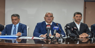Kültür ve Turizm Bakanı Ersoy, Aksu'da muhtarlarla buluştu: