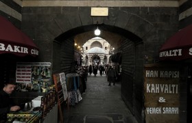 Güneydoğu'nun dünyaya açılan kapısı Diyarbakır'da hafta sonu yoğunluğu