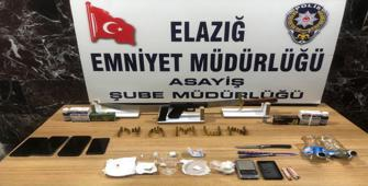 Elazığ'da asayiş operasyonunda 8 şüpheli yakalandı