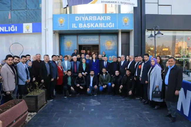 Karaaslan, Diyarbakır'da partililerle buluştu