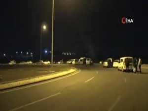(Vİdeo) Diyarbakır’da devriye gezen polis aracına silahlı saldırı