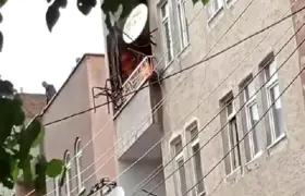 (Video) Diyarbakır’da 4 katlı binada yangın