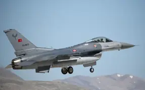 Biden, Türkiye'ye F-16 uçaklarını satabileceklerinden emin olduğunu söyledi