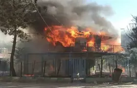 Video - Diyarbakır Alışveriş Merkezi’nin güvenlik kulübesinde yangın