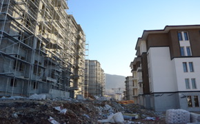 Depremin merkez üssü Elbistan'da TOKİ konutları yükseliyor