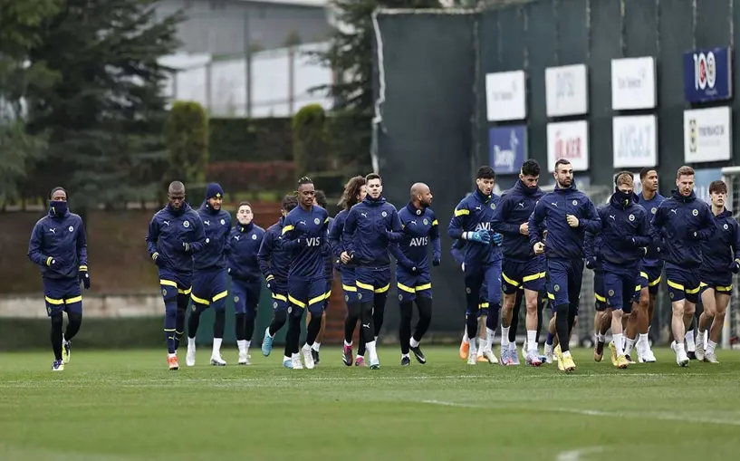 Fenerbahçe, yeni sezon hazırlıklarında İstanbul etabını tamamladı