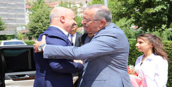 YÖK Başkanı Özvar'dan Amasya Üniversitesi Rektörü Turabi'ye ziyaret