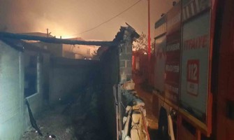 (Video) Orman yangını, Ulupınar Köyü’nde evlere sıçradı
