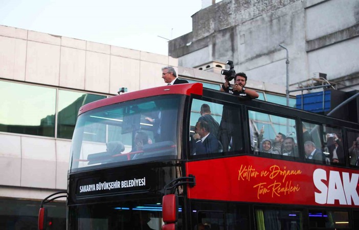 Büyükşehir’in çift katlı otobüsü turlara başlıyor
