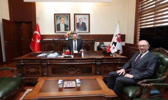Rektör Erdal’dan Eskişehir Valisi Aksoy’a ziyaret