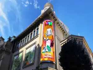 Hopi, 3D reklam çalışmasıyla caddeye taştı