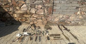Bitlis kırsalında silah, mühimmat ve yaşam malzemeleri ele geçirildi