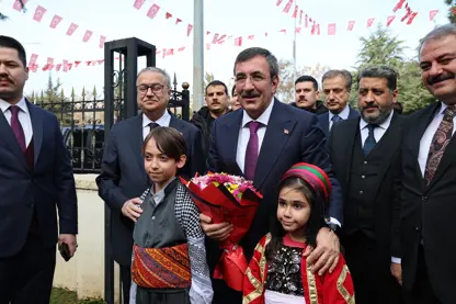 Cumhurbaşkanı Yardımcısı Cevdet Yılmaz Açıkladı! Diyarbakır'a 20 yılda kaç milyar lira yatırım yapıldı? 