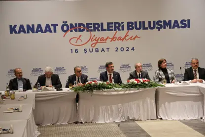 Diyarbakır’da bulunan Cumhurbaşkanı Yardımcısı Cevdet Yılmaz’dan “enflasyon” açıklaması