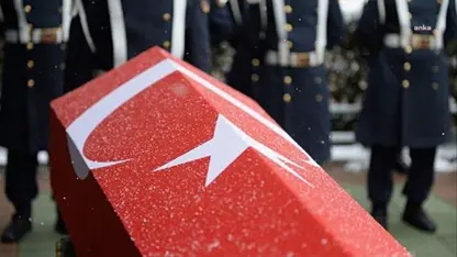 İstanbul’da trafik kazasında yaralanan polis memuru şehit oldu
