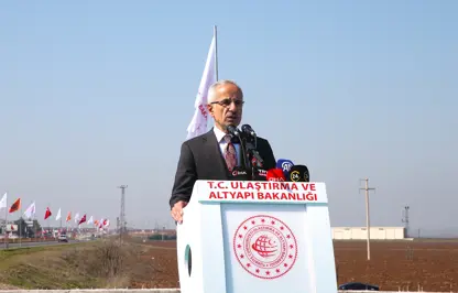 Bakanı Uraloğlu, Diyarbakır'da temaslarda bulundu