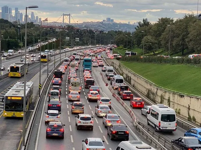 Diyarbakır-Mardin yolunu kullanacak olanlar dikkat! İşte bayram sonrası kara yollarında durum