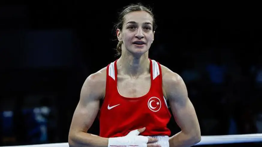 Milli boksör Buse Naz Çakıroğlu Avrupa Şampiyonu
