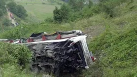 Yolcu otobüsü kaza yaptı: 20 ölü