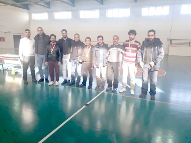 Çınar'da masa tenisi turnuvası sona erdi
