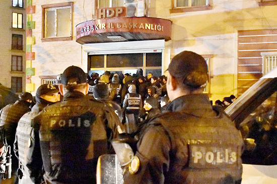 HDP'ye polis operasyonu!