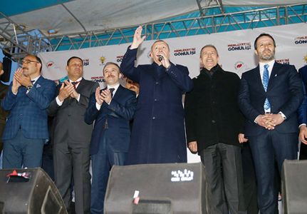 Erdoğan: Hiç kimseye bu devlet üzerinde ameliyat yaptırmayız
