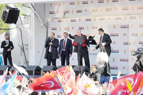 Erdoğan: Yapılan işlere onların hayalleri bile yetişemiyor