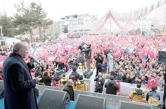 Erdoğan: Hiçbir güç, Türkiye'yi terör örgütlerinin cirit attığı ülke haline getiremeyecek