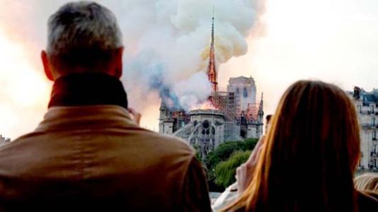 Paris Savcılığı: Yangın kaza sonucu çıktı, kundaklama yok