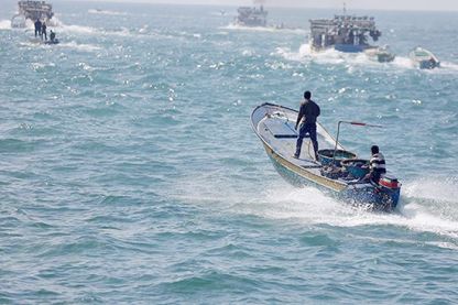 Siyonistler Filistinli balıkçı teknelerine ağır silahlarla ateş açtı