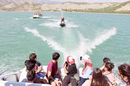 Adana'dan gelen öğrenciler, Tunceli'yi gezdi   