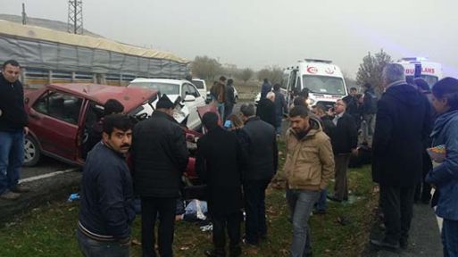 Diyarbakır’da trafik kazası: 3 yaralı 