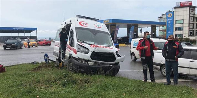 Zonguldak Kozlu'da ambulans kazası! Ölü ve yaralılar var