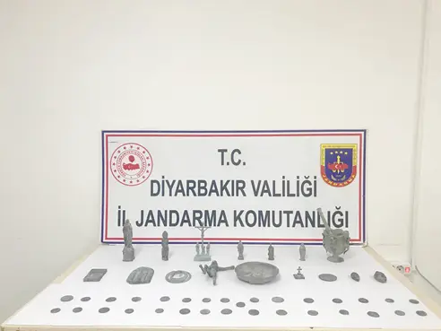 Diyarbakır'da 48 tarihi eser ele geçirildi