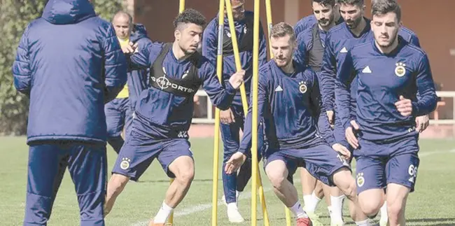 Fenerbahçe'de Sivasspor maçı hazırlıkları başladı