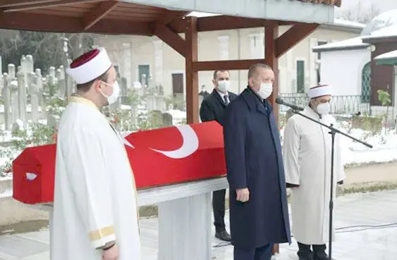 Cumhurbaşkanı Erdoğan, Nur Vergin'in cenaze törenine katıldı