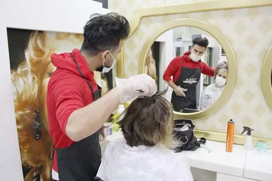 Özbilek kırıp geçiriyor