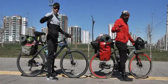 Diyarbakırlı 2 arkadaş, bisikletle Türkiye turuna çıktı